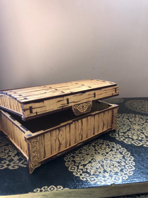 Treasure Chest Keeps Sake Box - Image 2